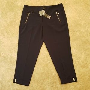 White House Black Market Drapey Crop w Hardware